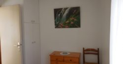 gite-le-corti-chambre-rangements